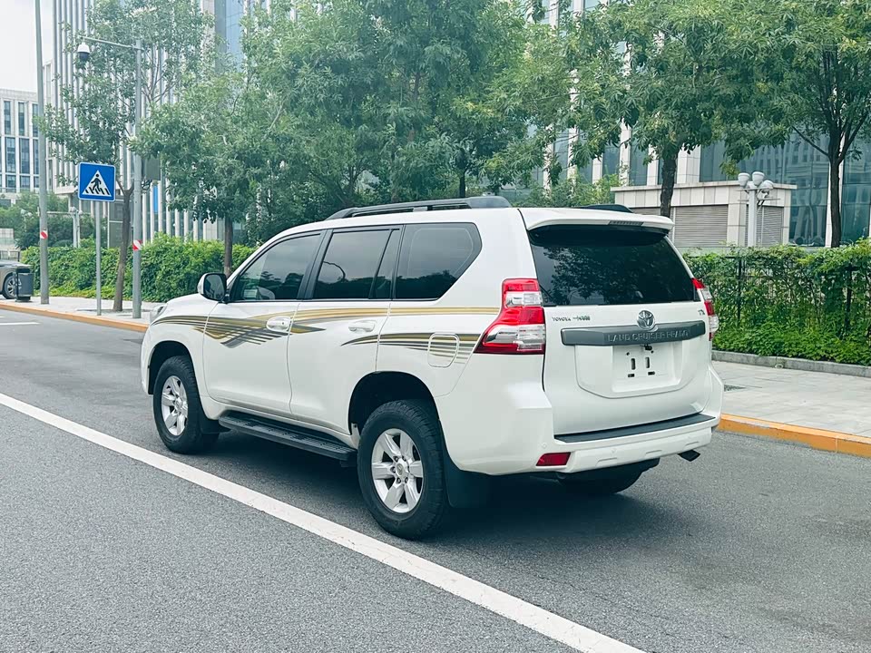 Toyota Prado