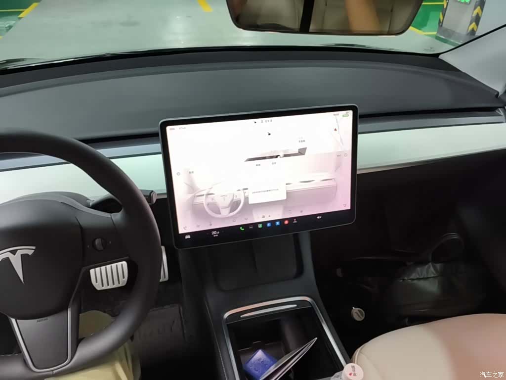 Tesla Model Y, 2022 10