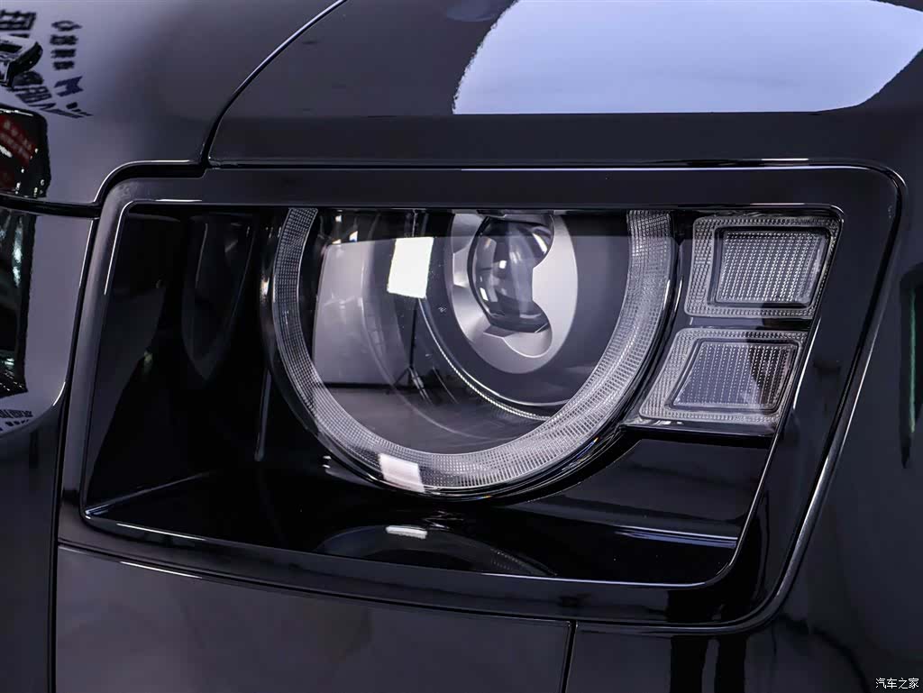 Land Rover Defender, 2022 4