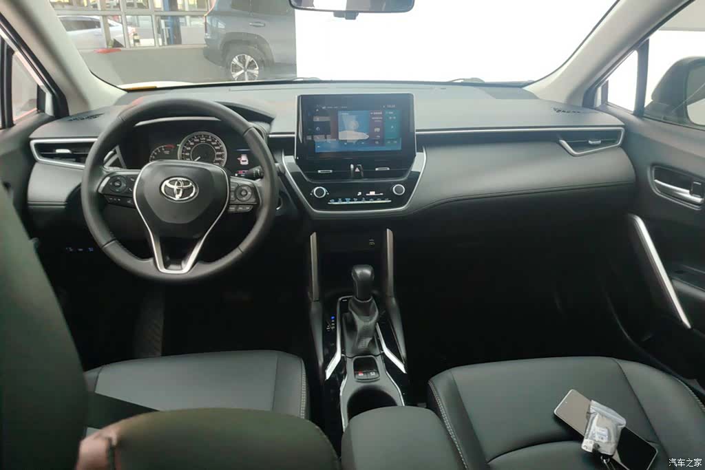 Toyota Corolla, 2023 12