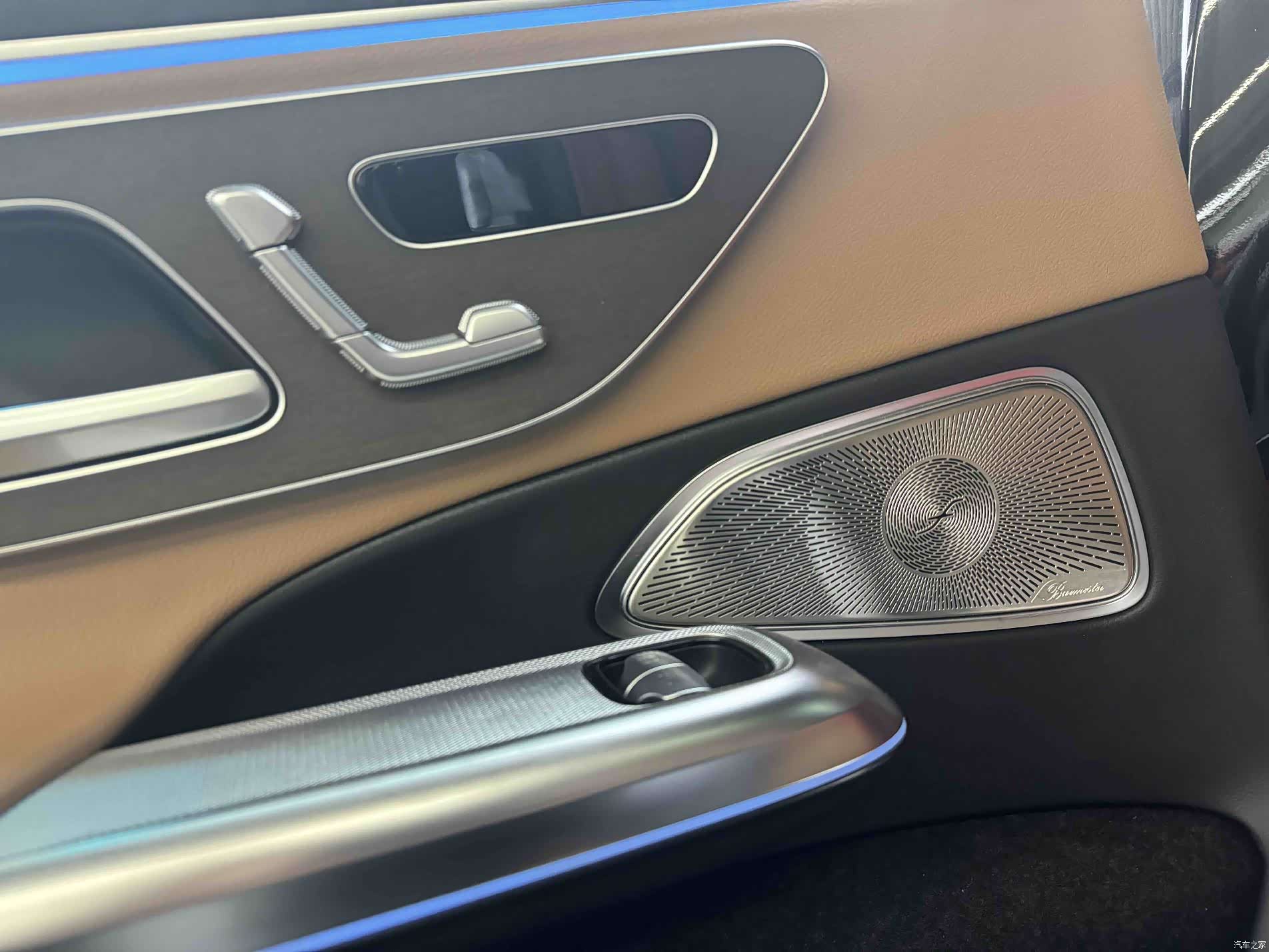 Mercedes-Benz E-Class, 2024 6