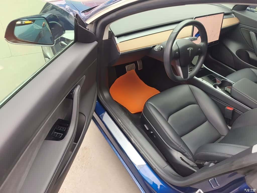 Tesla Model 3, 2019 12
