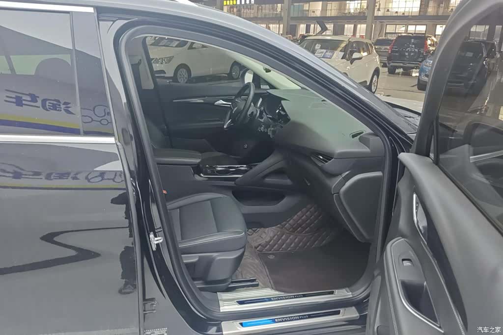 Buick Envision Plus, 2022 8
