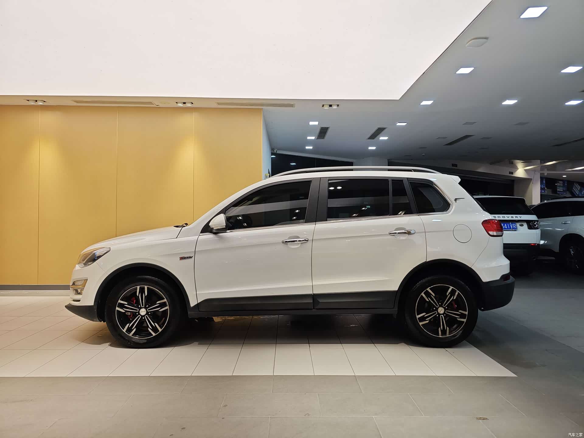 Zotye X5, 2016 6