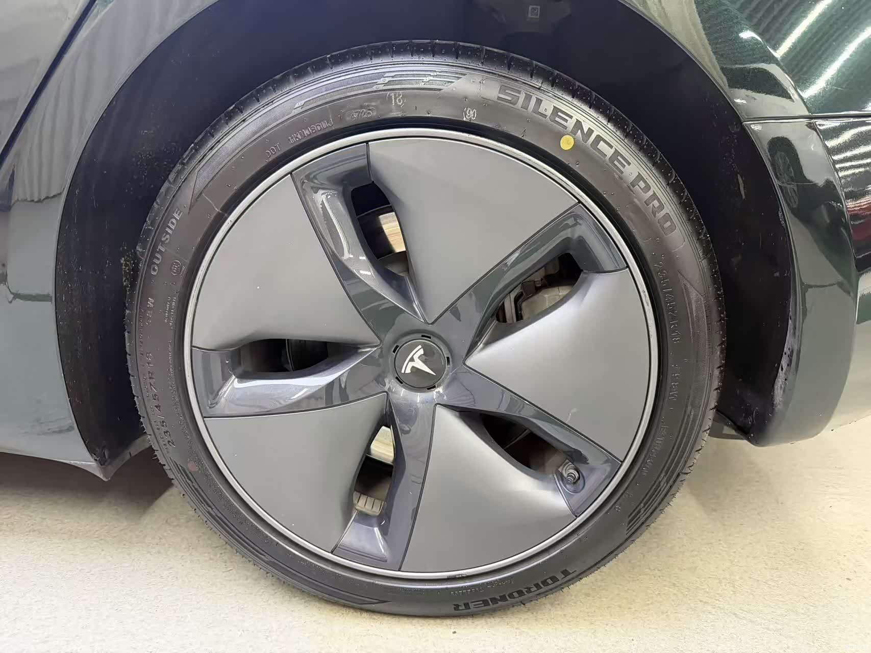 Tesla Model 3, 2020 12