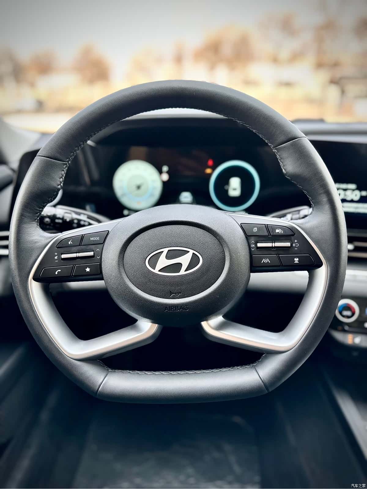 Hyundai Elantra, 2023 22
