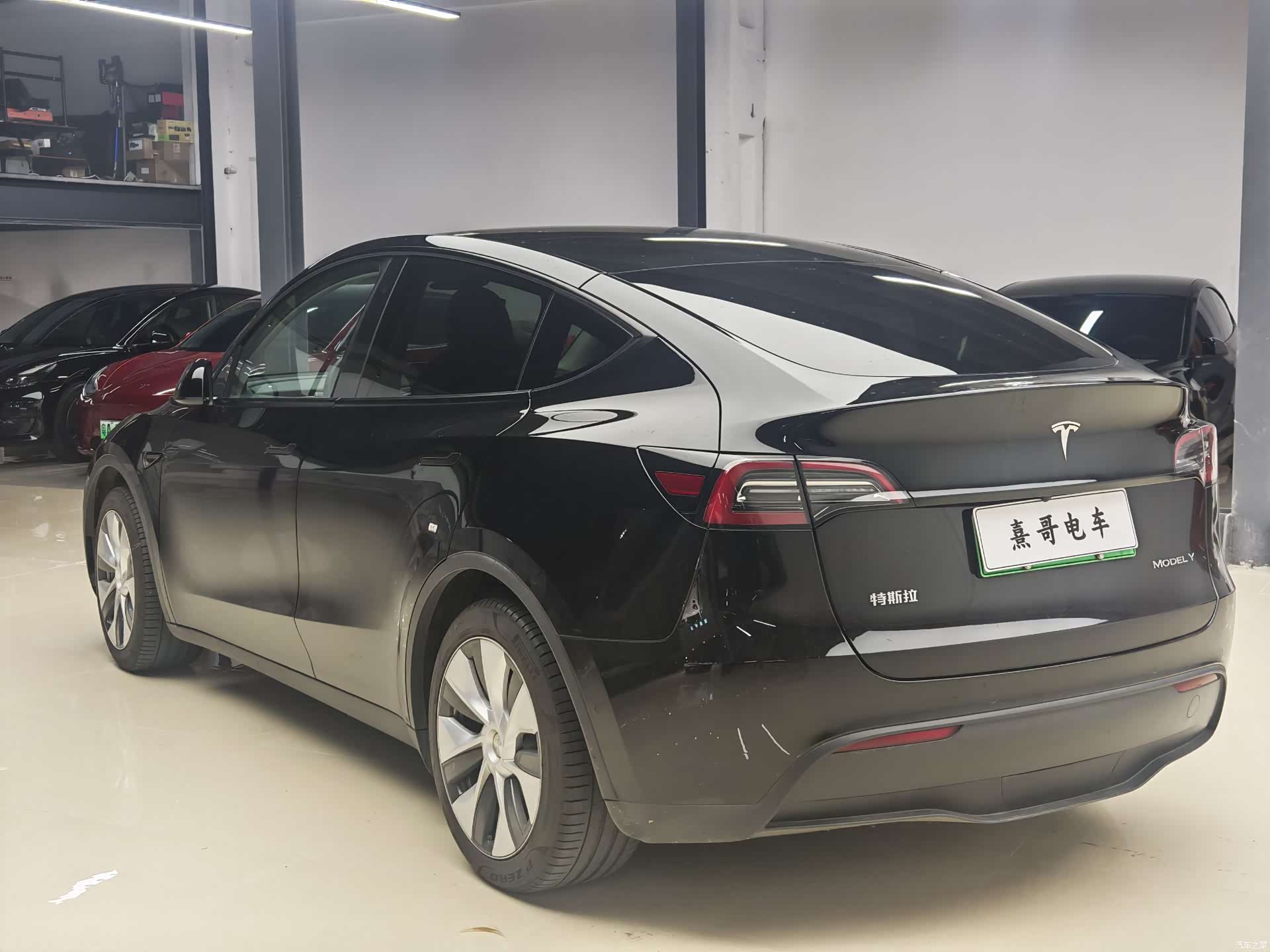 Tesla Model Y, 2022 7