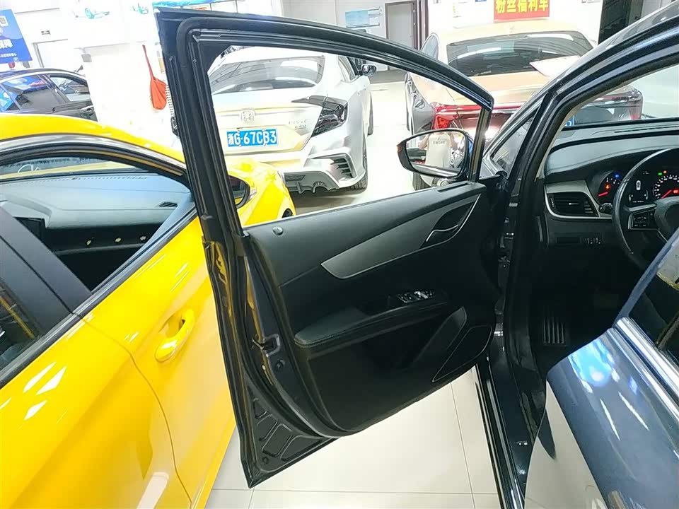 BYD Song MAX BYD Song MAX