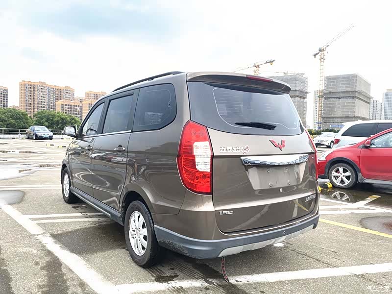 Wuling Hongguang, 2015 4