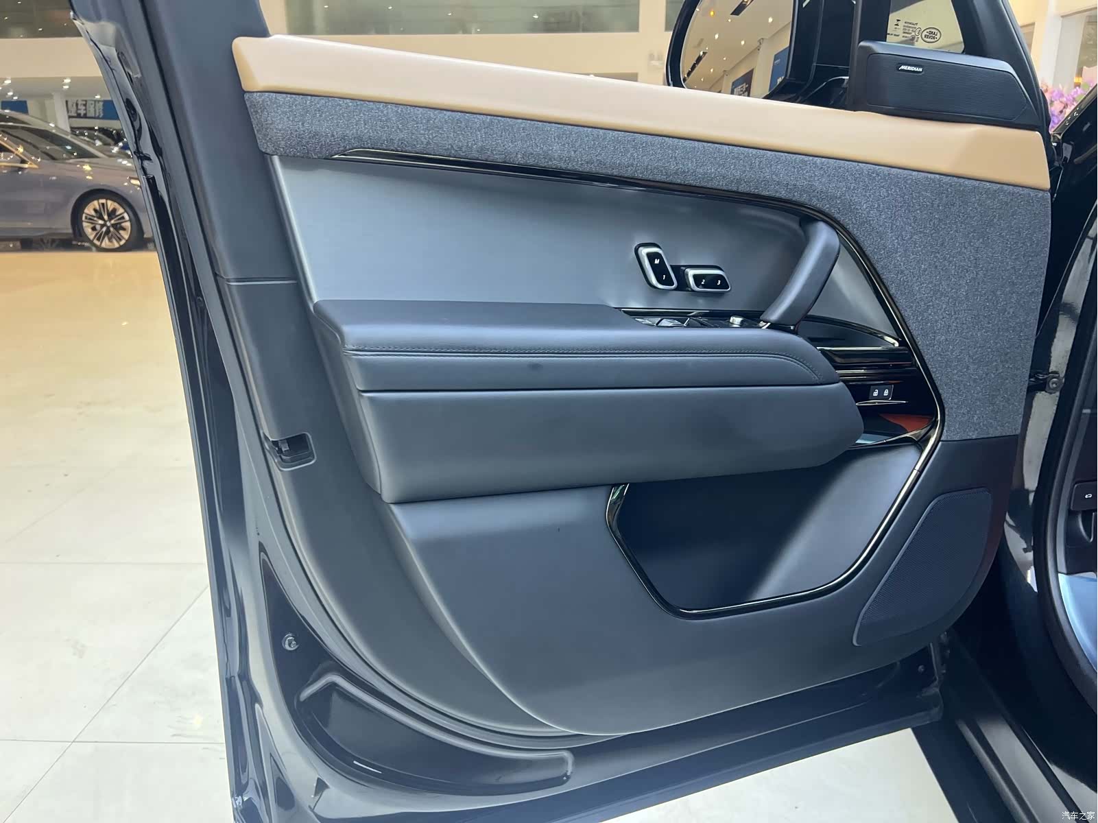 Land Rover Range Rover, 2024 10