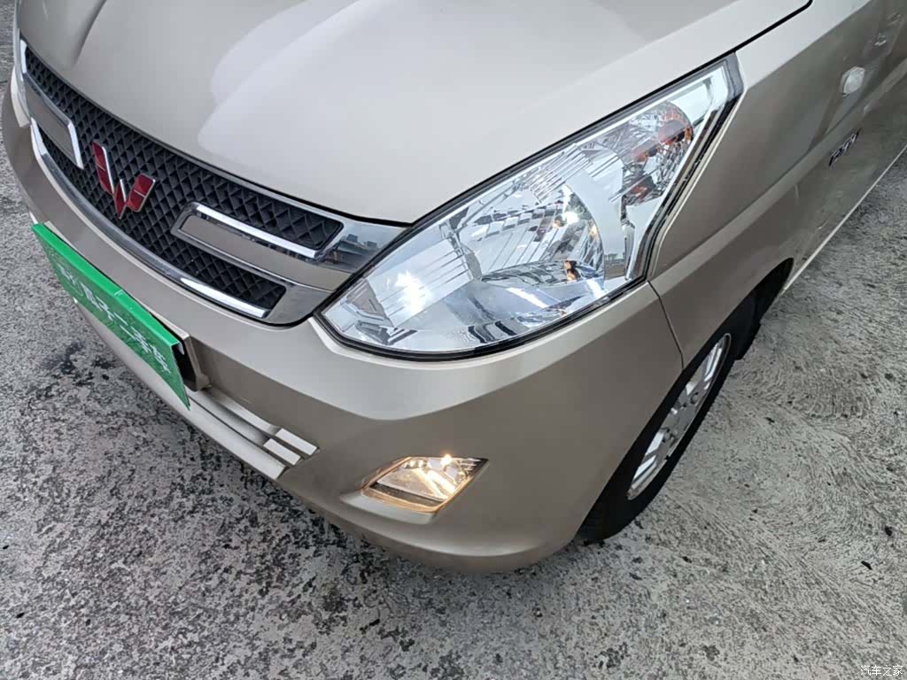 Wuling V, 2019 24