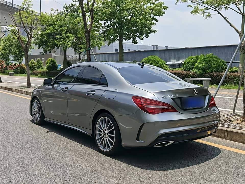 Mercedes-Benz CLA