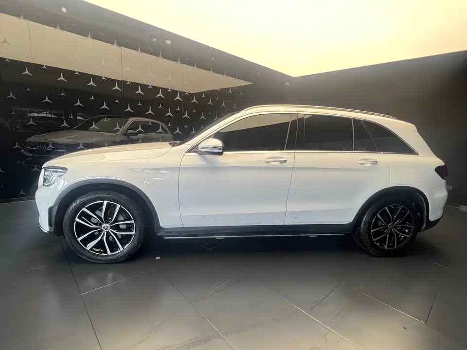 Mercedes-Benz GLC Mercedes-Benz GLC
