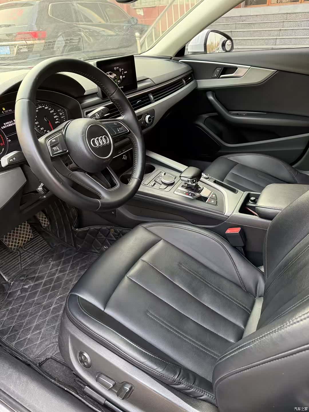 Audi A4L, 2018 8