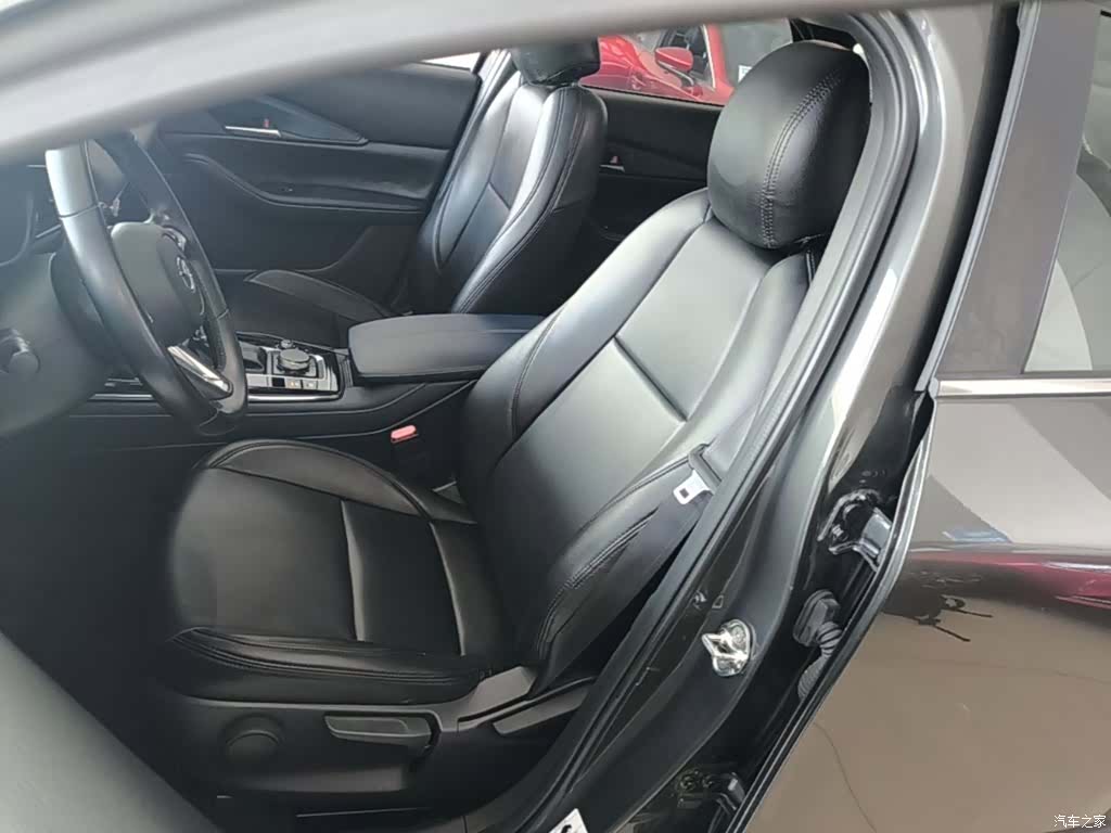 Mazda CX-30, 2020 15