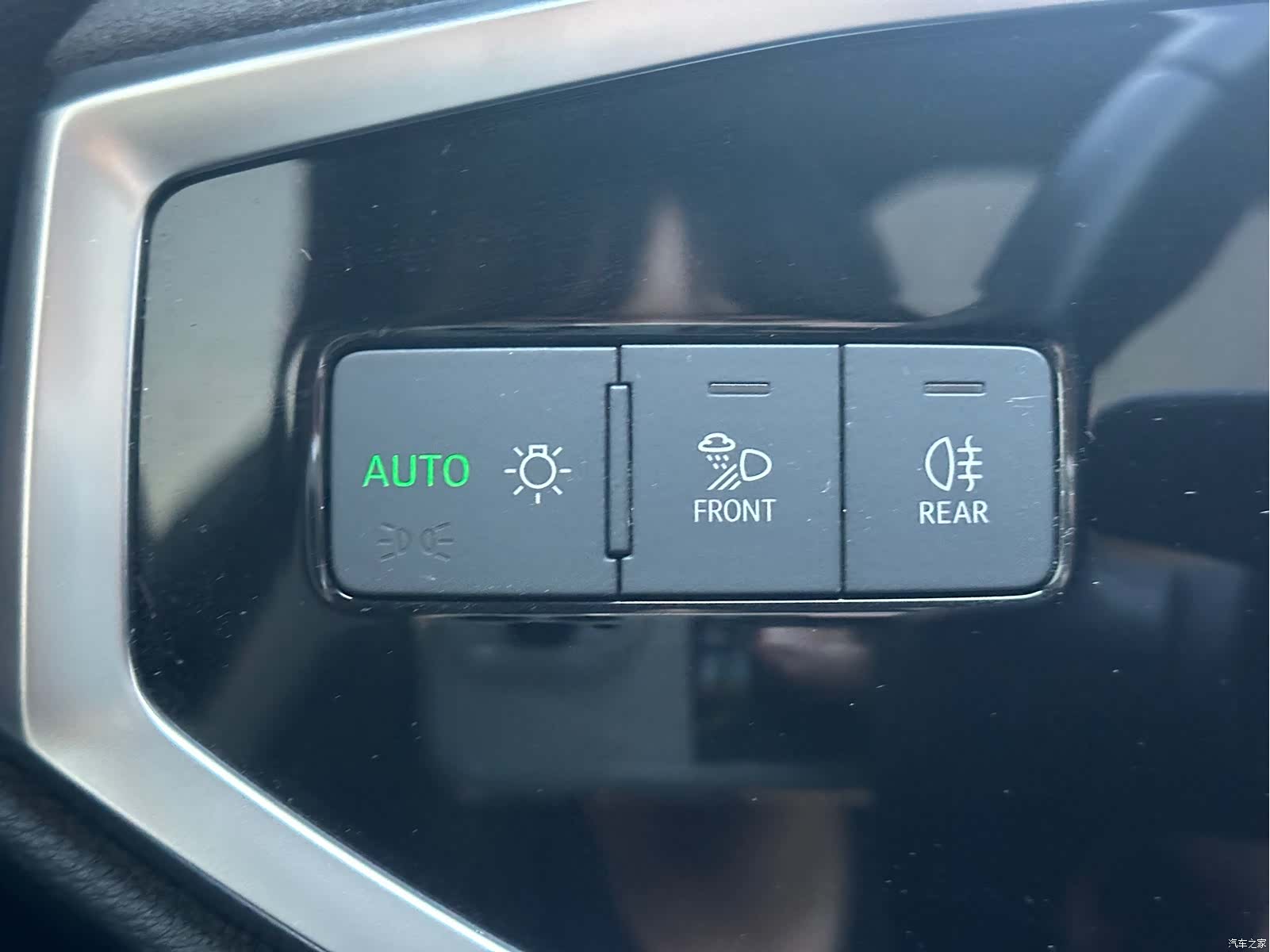 Audi Q3, 2023 13