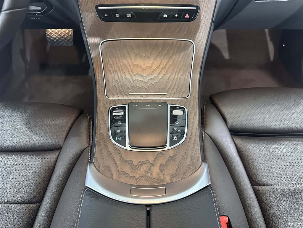 Mercedes-Benz GLC, 2023 10