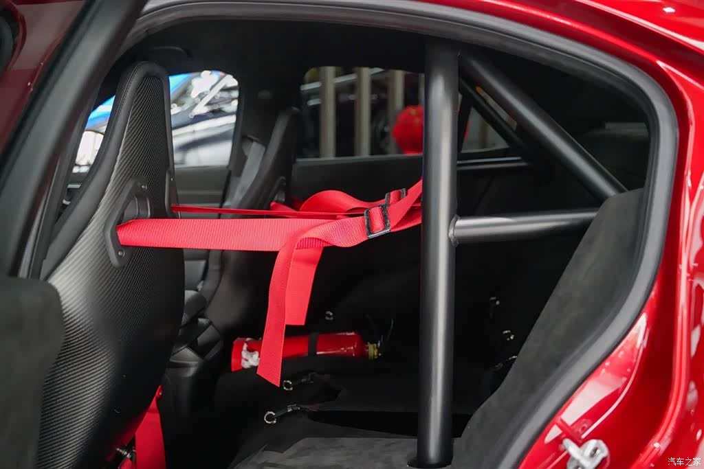 Alfa Romeo Giulia, 2022 14