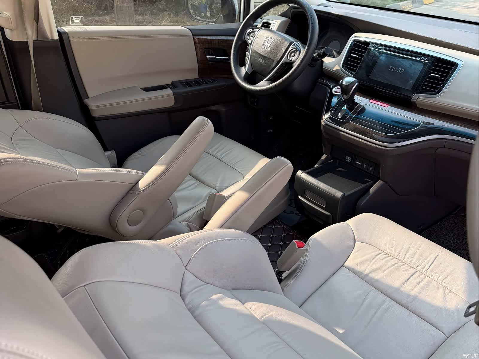 Honda Odyssey, 2016 11