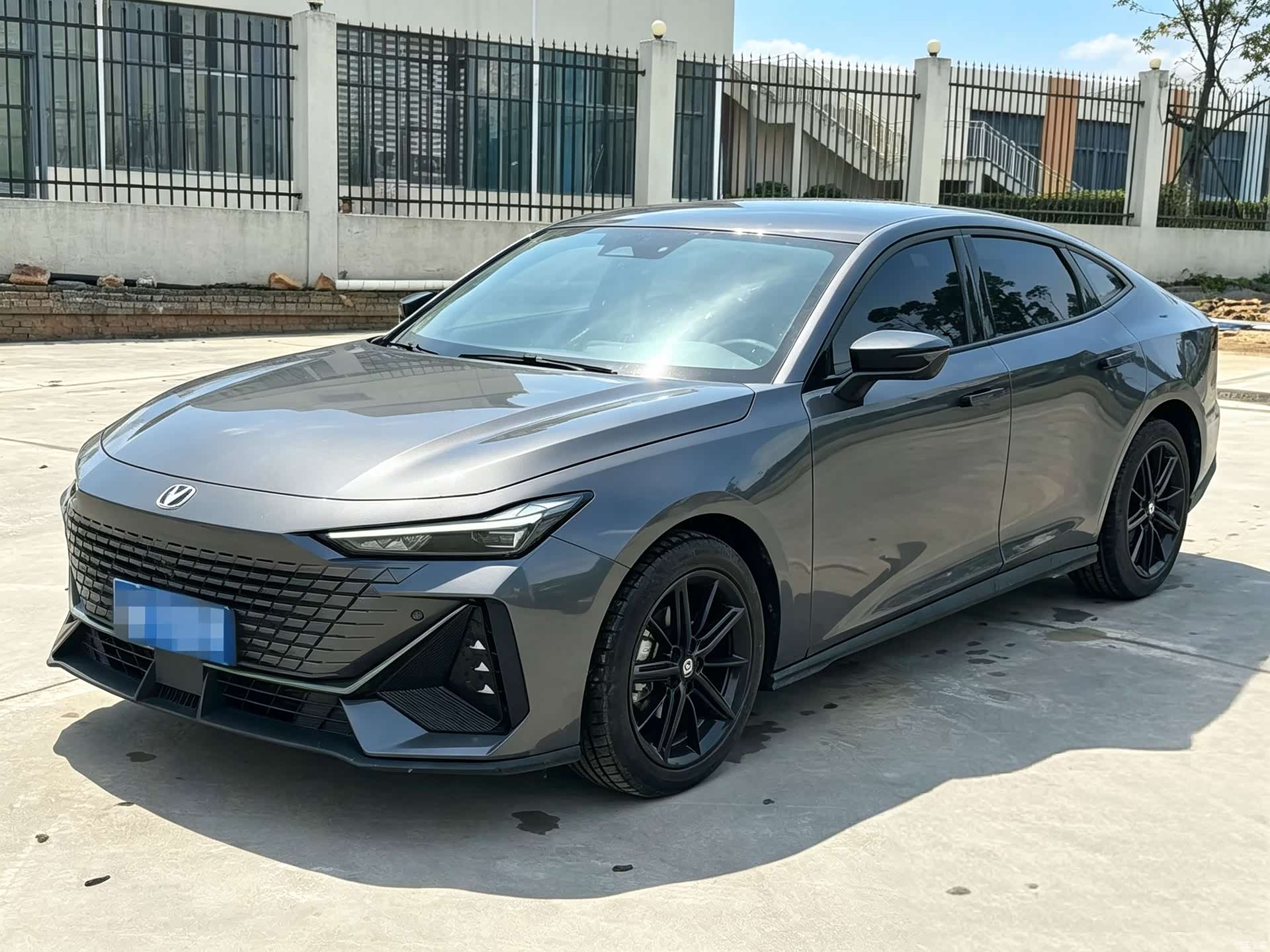 Changan UNI-V