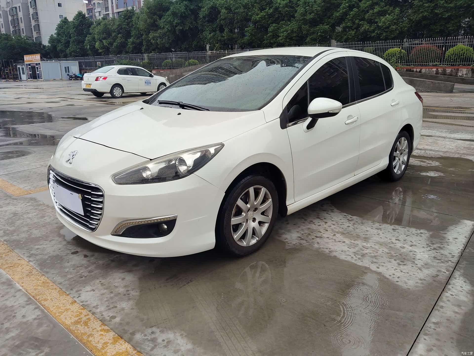 Peugeot 308, 2015 1