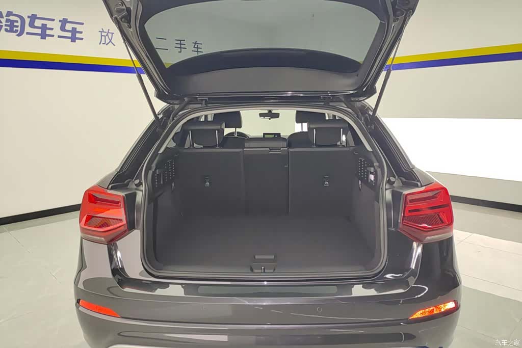Audi Q2L, 2021 4