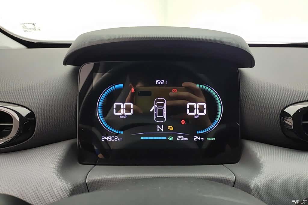 Leapmotor T03, 2024 14