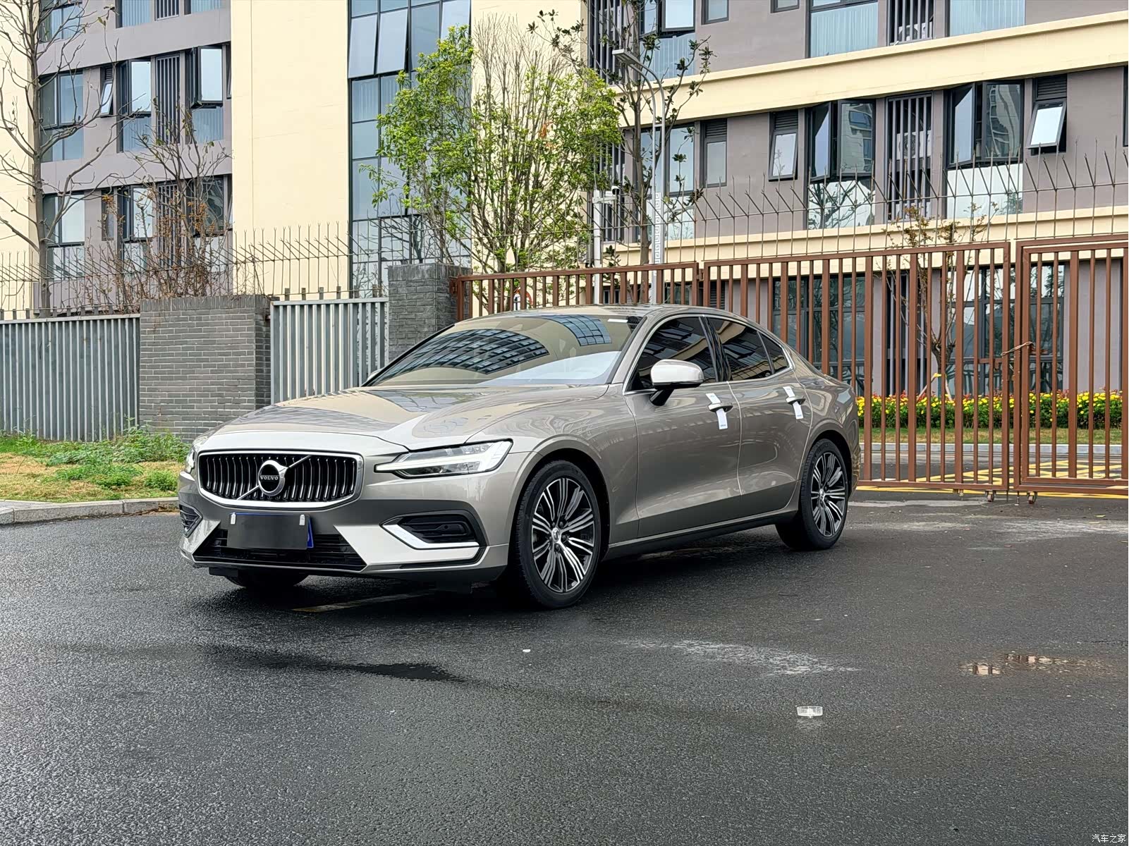 Volvo S60, 2021 1
