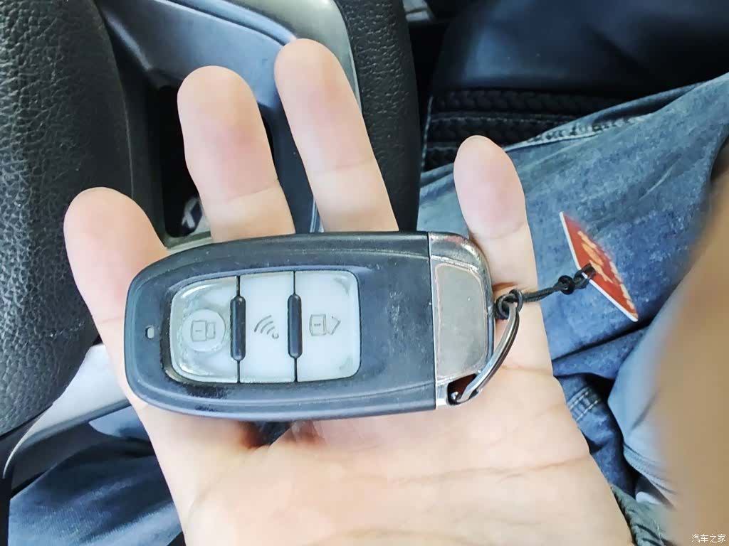 Kia K2, 2015 12