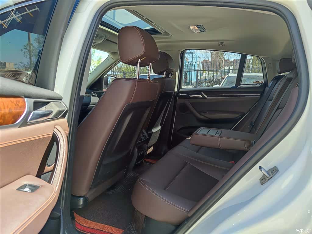 BMW X4, 2015 10