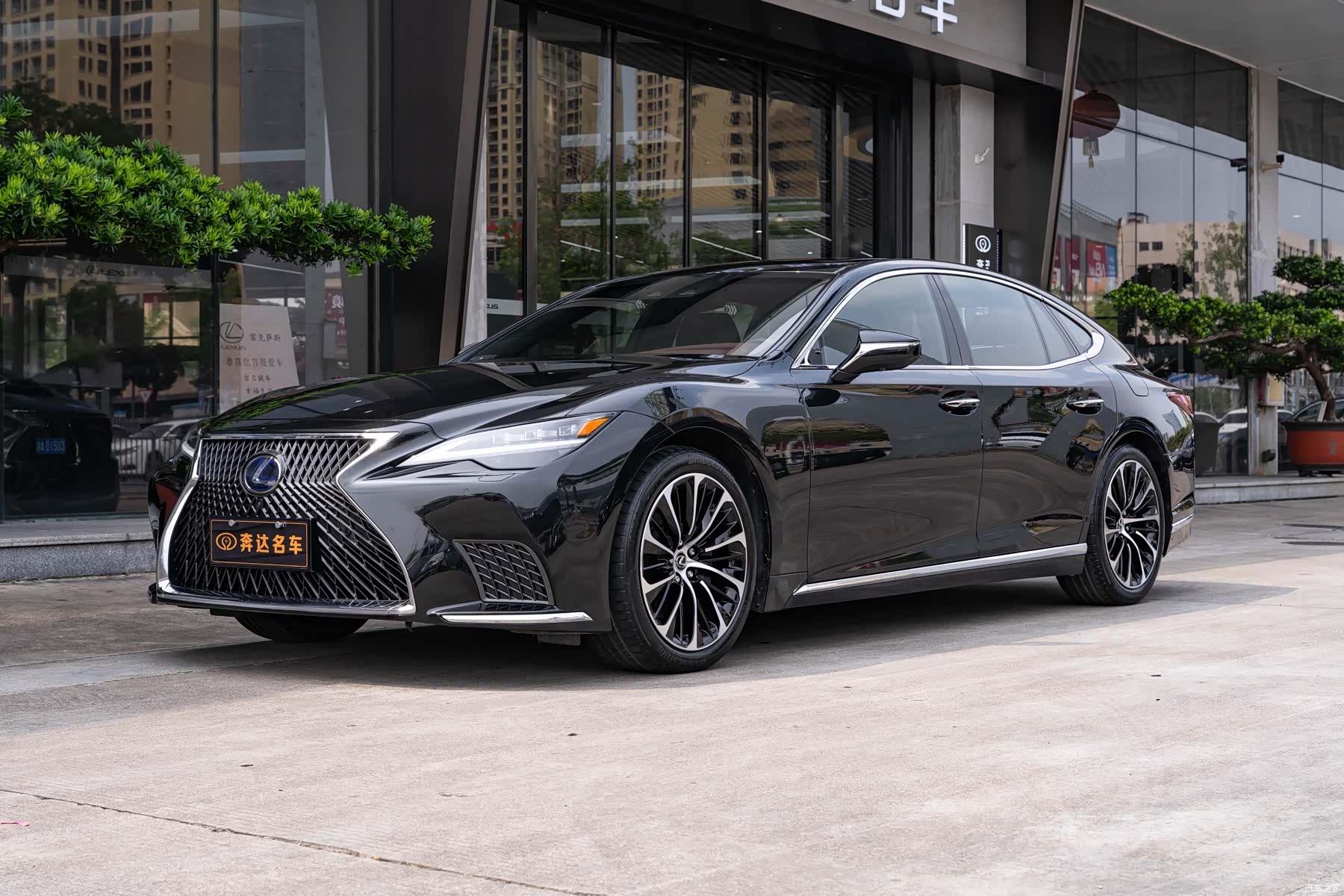 Lexus LS, 2021 24