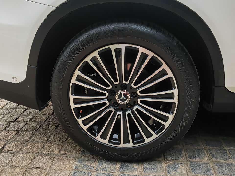 Mercedes-Benz GLC Mercedes-Benz GLC