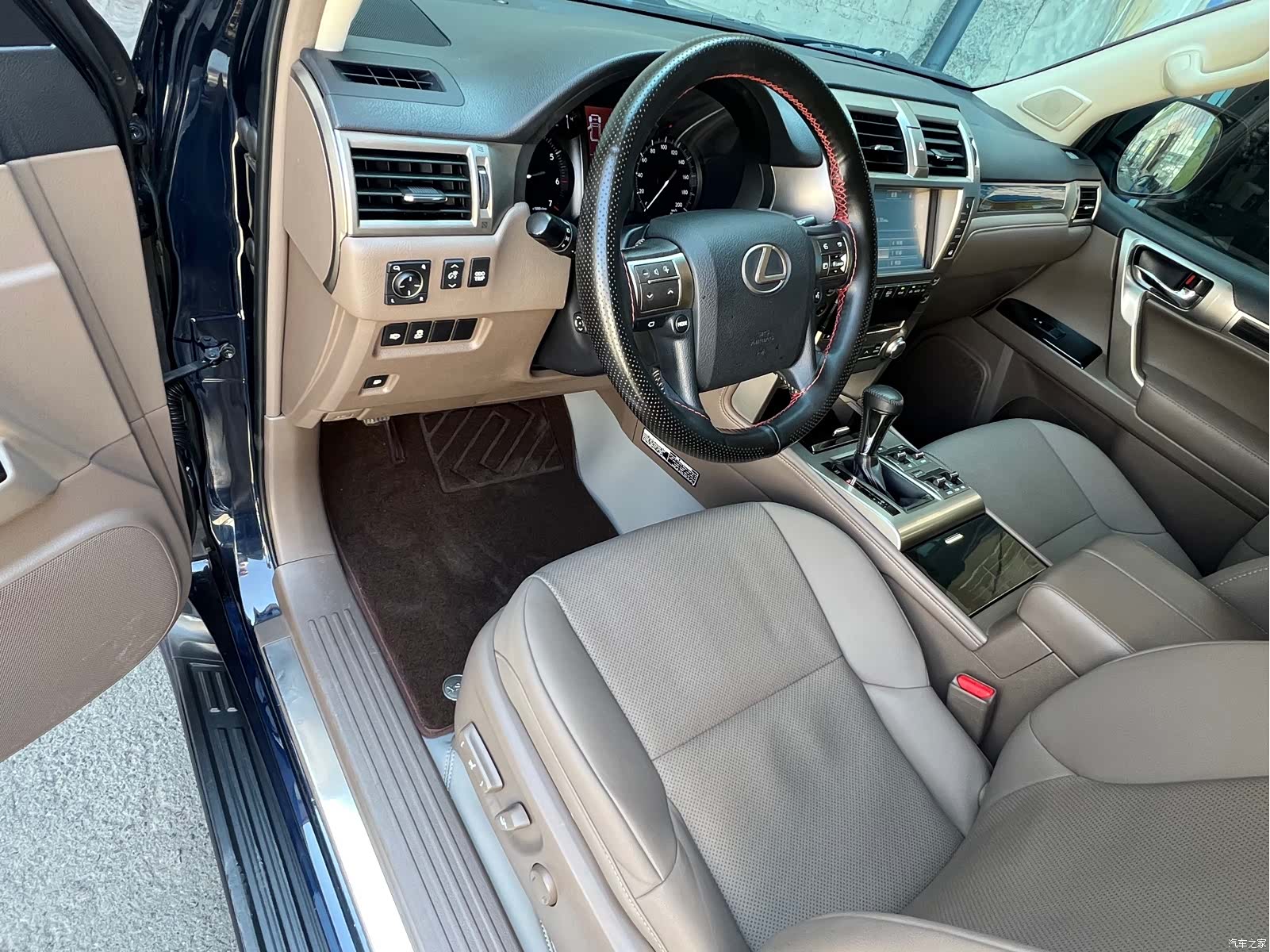 Lexus GX, 2019 4