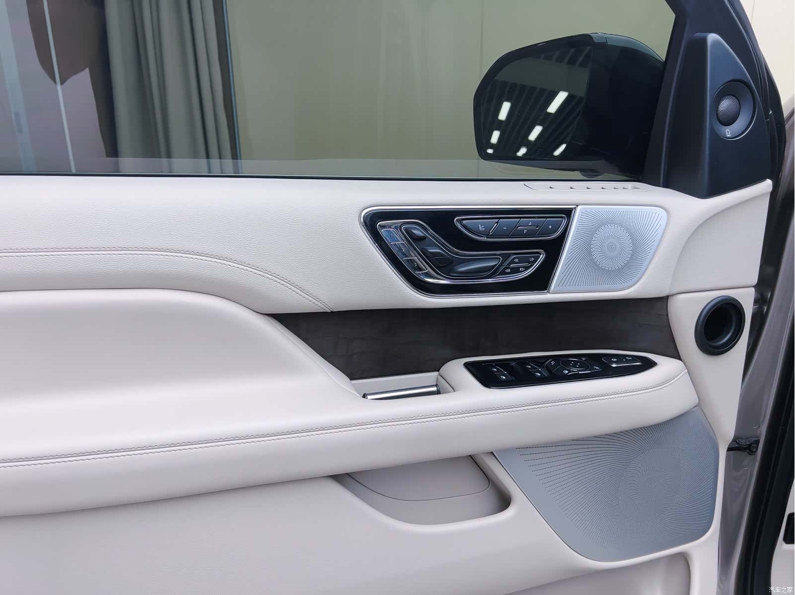 Lincoln Navigator, 2019 8