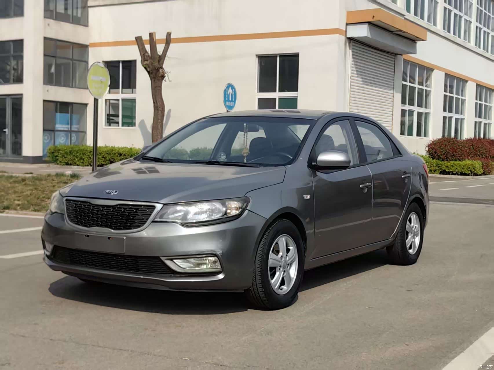 Kia GL, 2014 1