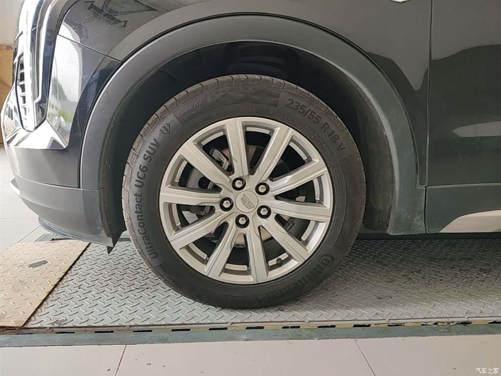 Cadillac XT4, 2022 23