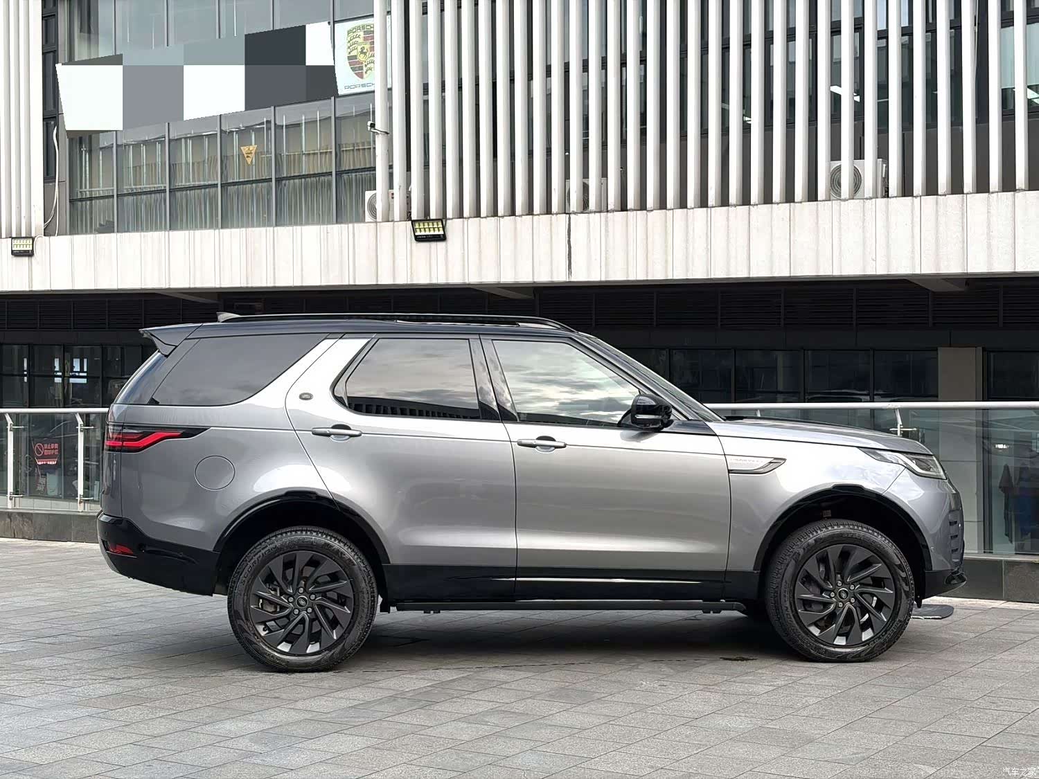Land Rover Discovery, 2022 8