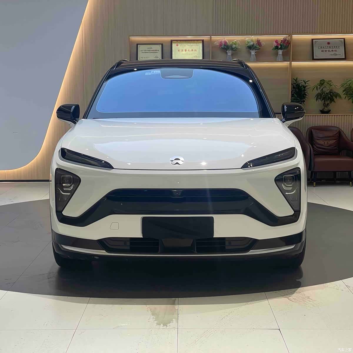 NIO ES6, 2022 3