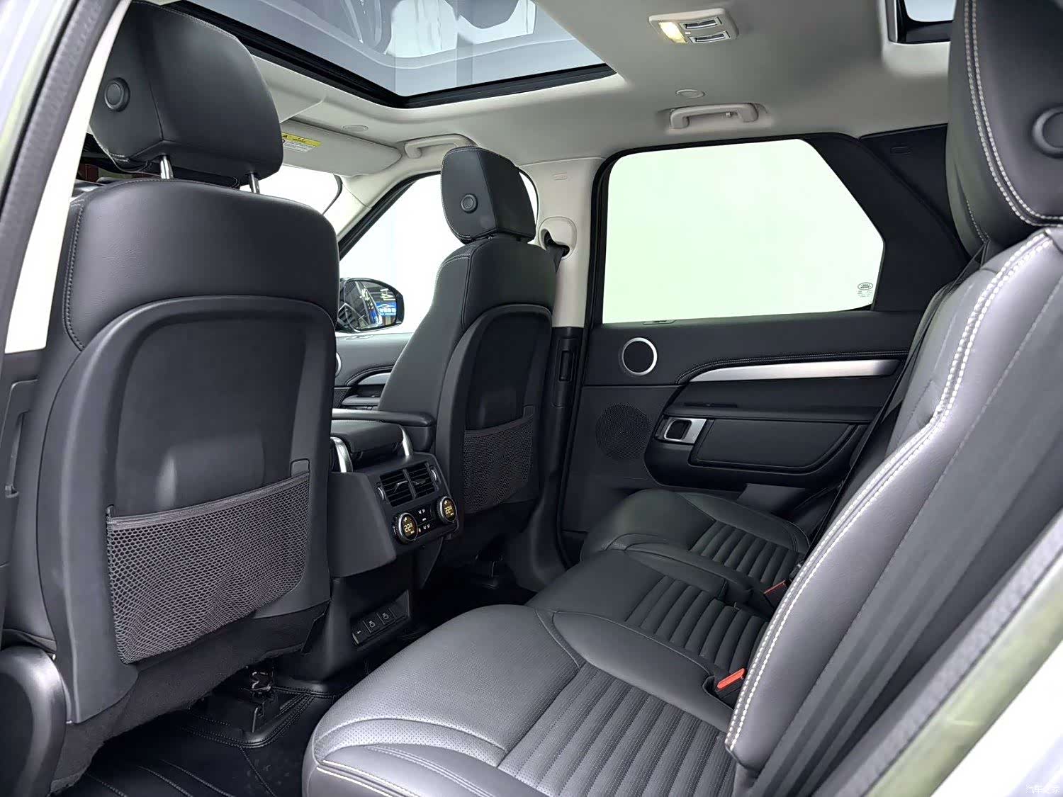 Land Rover Discovery, 2022 9