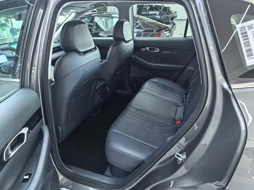 Geely Galaxy Galaxy E5