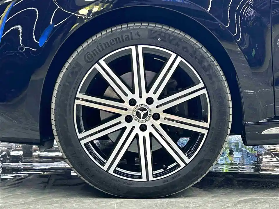 Mercedes-Benz V-class Mercedes-Benz V-class