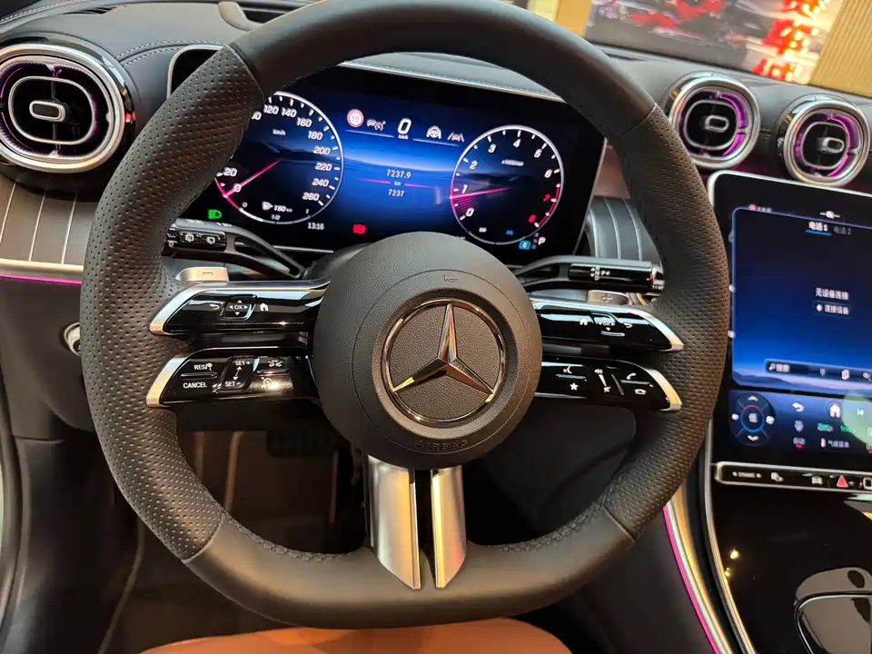 Mercedes-Benz GLC Mercedes-Benz GLC