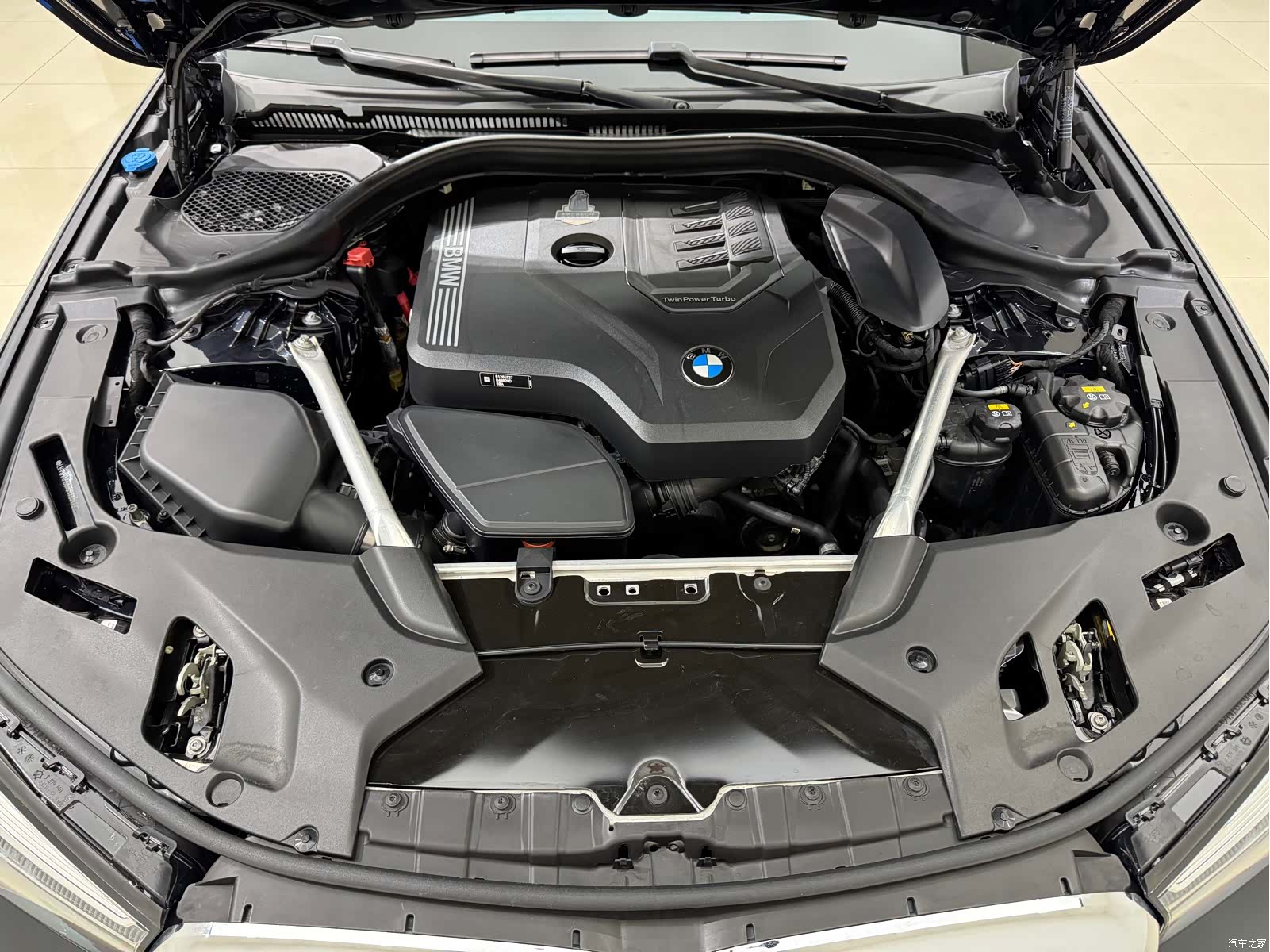 BMW 5 Series, 2022 12