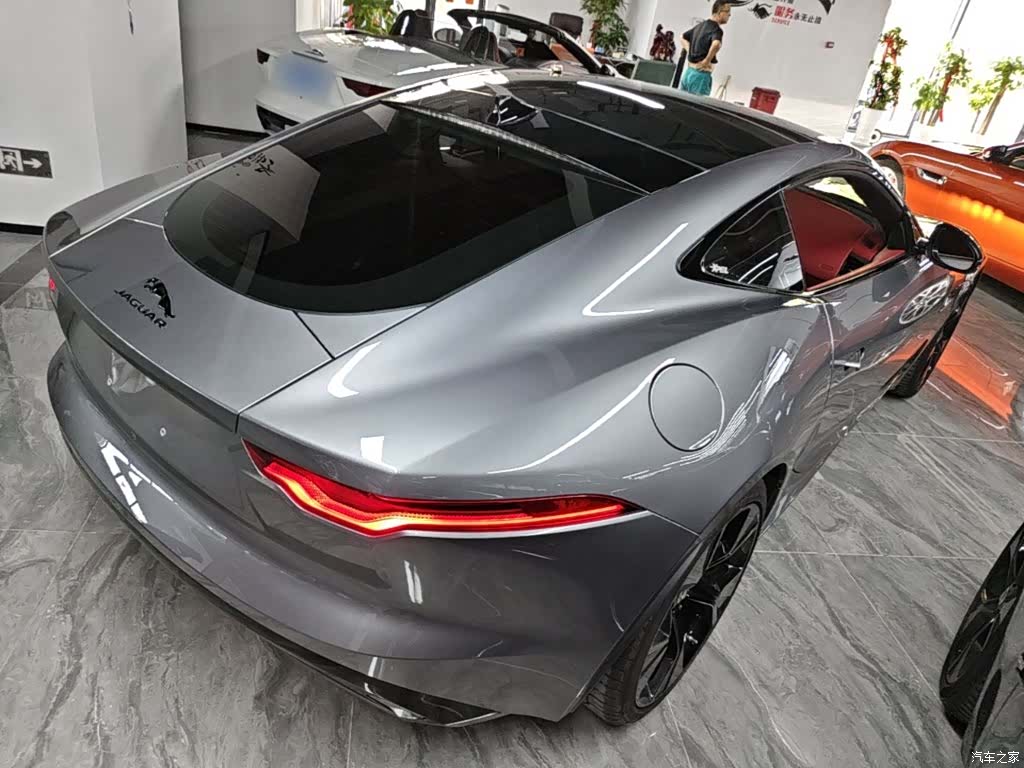 Jaguar F-TYPE, 2024 7