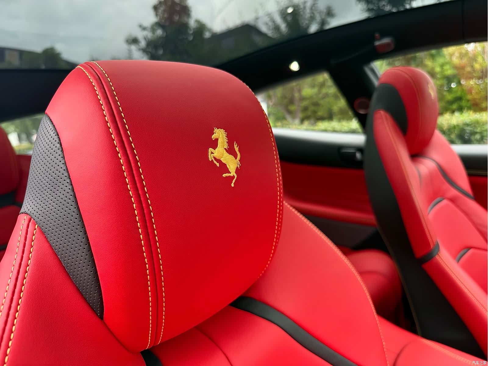 Ferrari GTC4Lus, 2020 18