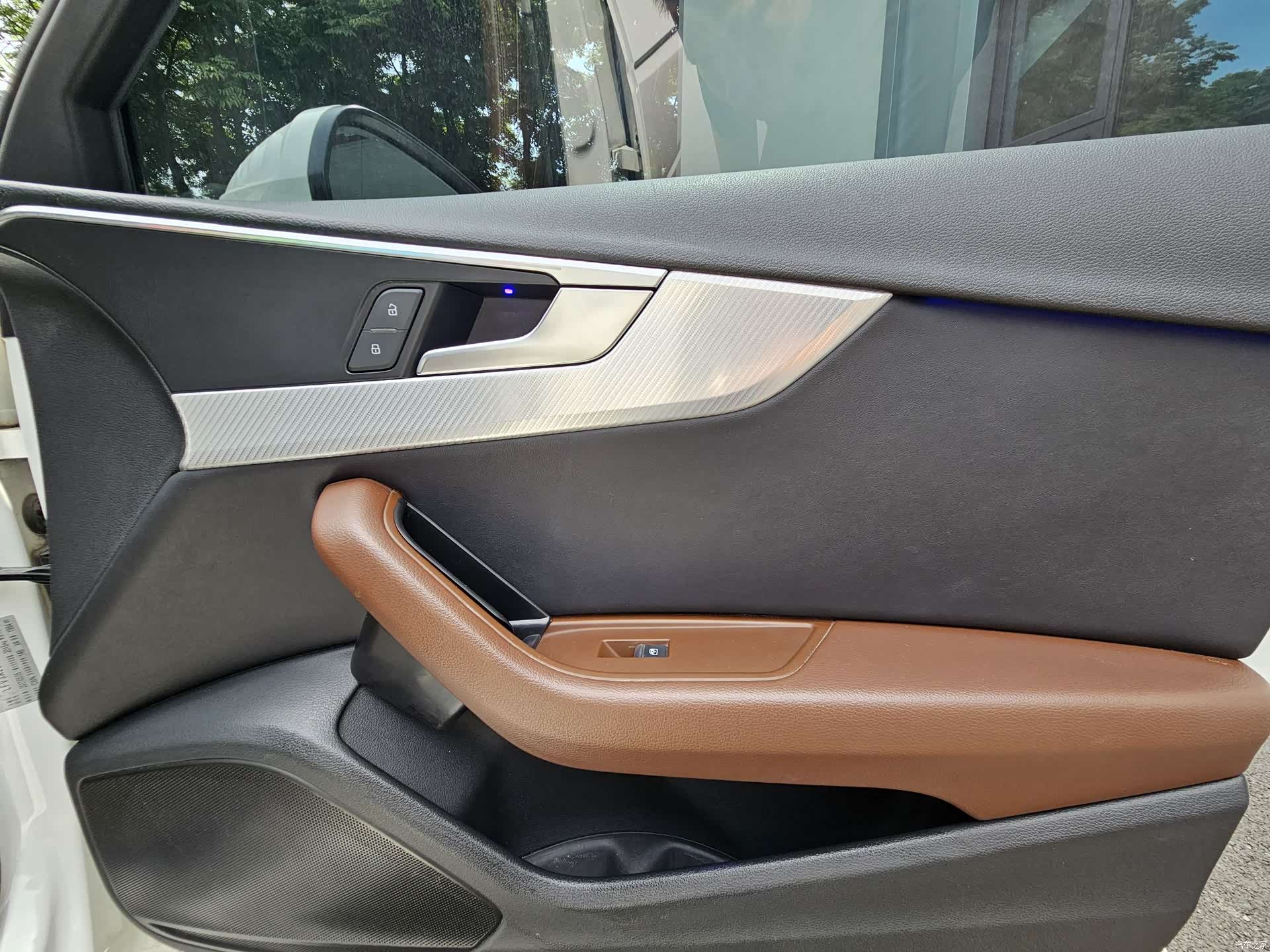 Audi A4L, 2017 11