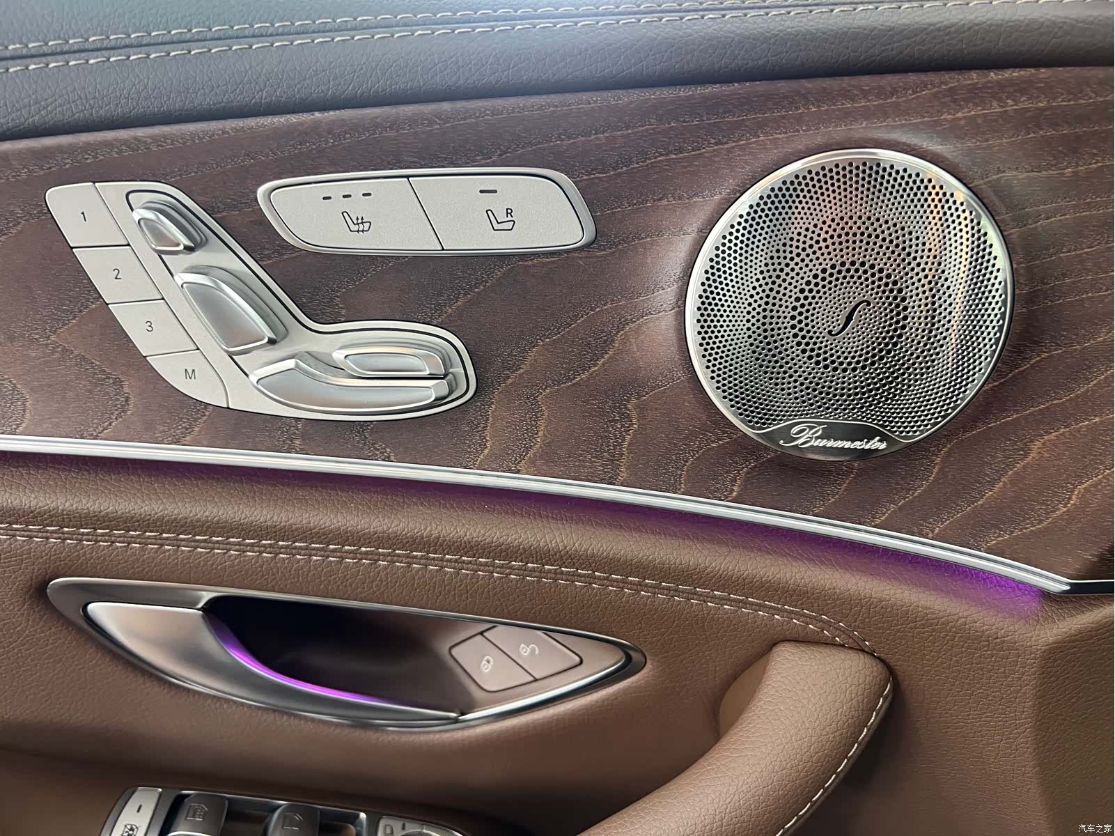 Mercedes-Benz E-Class, 2023 4