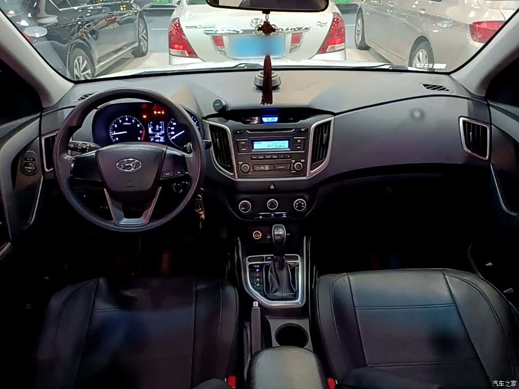 Hyundai ix25, 2016 10