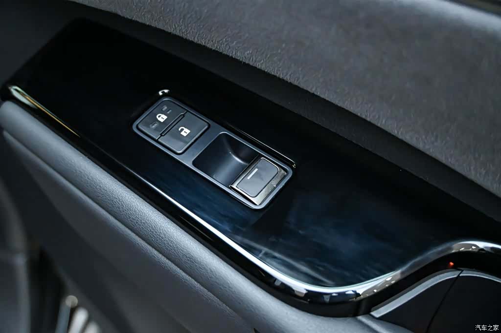 Lexus LM, 2024 27