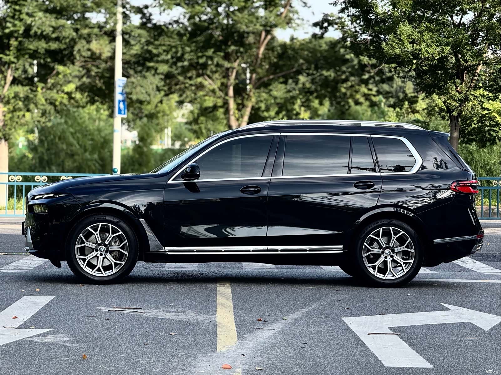 BMW X7, 2023 3